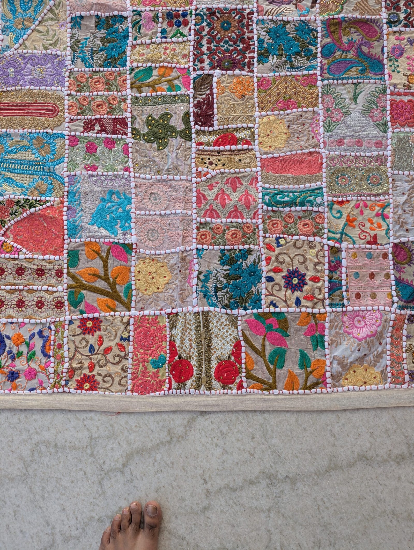 Handmade Patchwork Wall Hanging – Beige Embroidered Tapestry Quilt (40*60 Inches) - Image 8